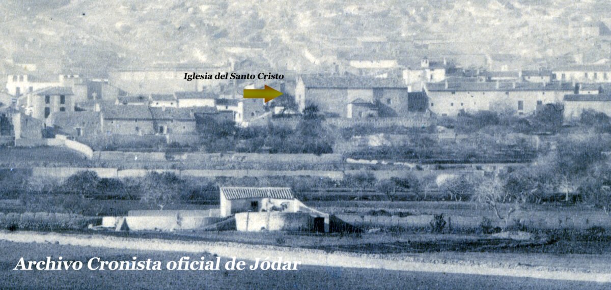 Vista de la Iglesia del santo Cristo y zona de huertos en el año 1880. Foto J. Laurent. Fondo Balboa-Ruíz. Archivo Cronista oficial de Jódar.